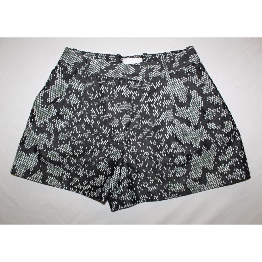 3.1 Phillip Lim Women's Shorts Snake print Black & green Size 4 Preppy
